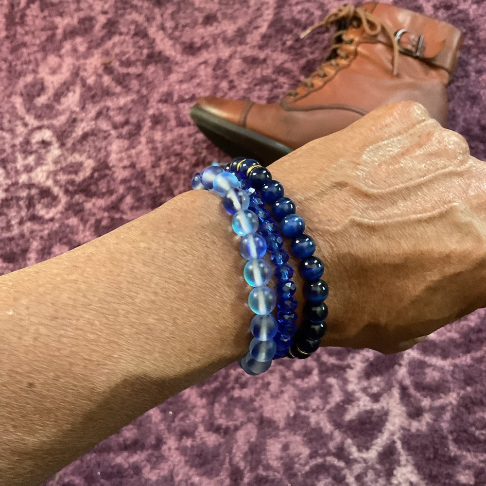 Men’s Blue Cat Eye Wood Bracelet💙